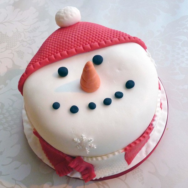 One Kg Christmas Theme Snowman Vanilla Fondant Cake